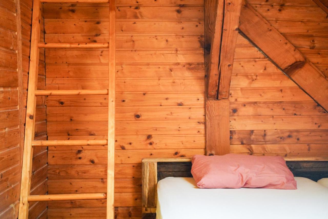 Planinarski Dom "Bijele Stijene" Mountain Lodge Tuk Vojni Dış mekan fotoğraf