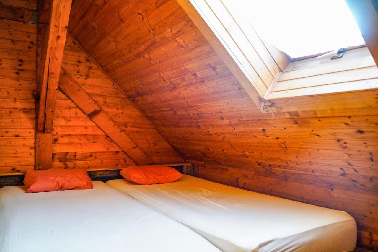 Planinarski Dom "Bijele Stijene" Mountain Lodge Tuk Vojni Dış mekan fotoğraf